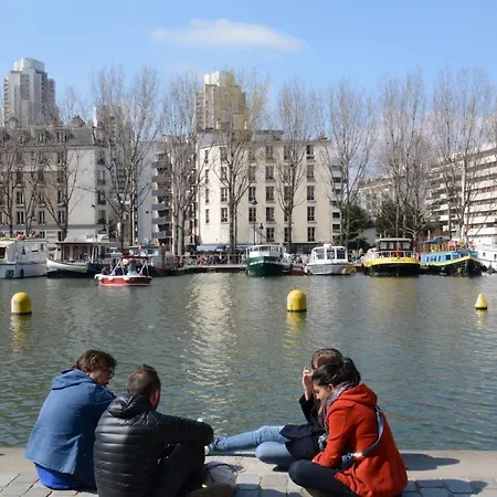 Lägenhet Quai De La Seine Paris